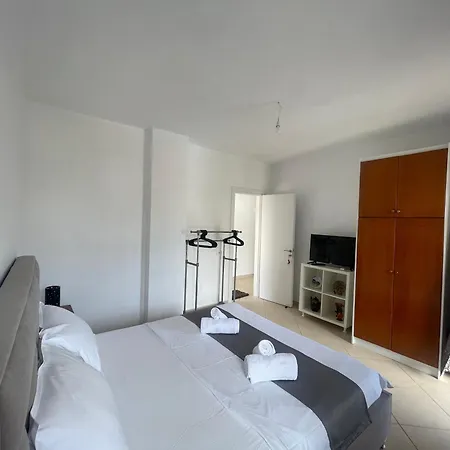 Marina Breeze Апартаменты